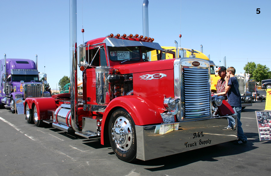 Some other notable trucks included Melvin Maggini's yellow 1962 Peterbilt